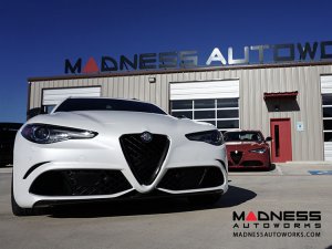 Alfa Romeo Giulia Front V Shield Grill Frame - Carbon Fiber - QV Model Alfa Romeo Giulia Front V Shield Grill Frame - Carbon Fiber - QV Model